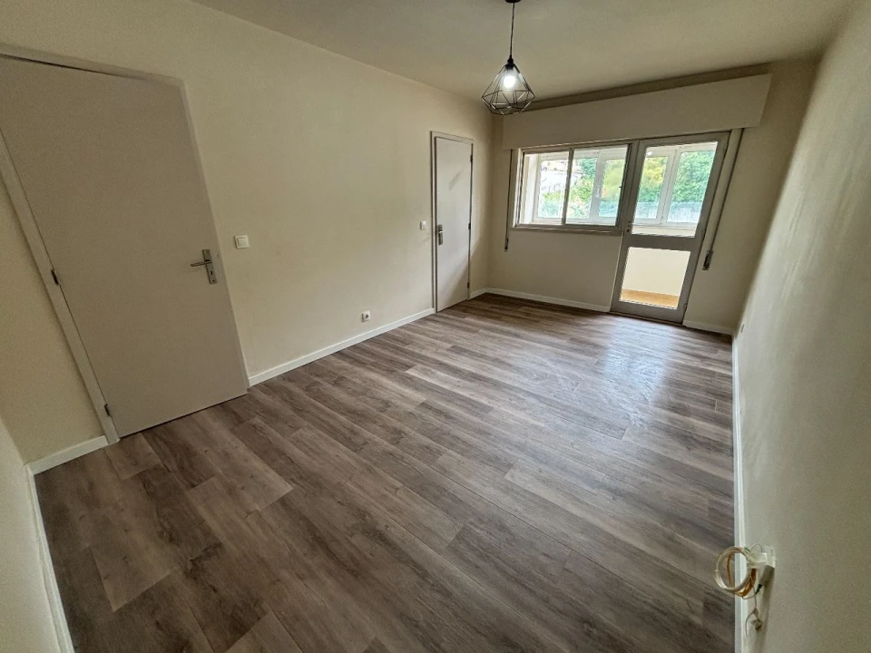 Apartamento T2 para Arrendamento em Vila Nova de Gaia Foto 15