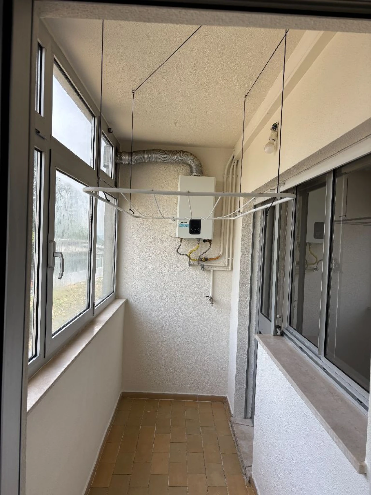 Apartamento T2 para Arrendamento em Vila Nova de Gaia Foto 19