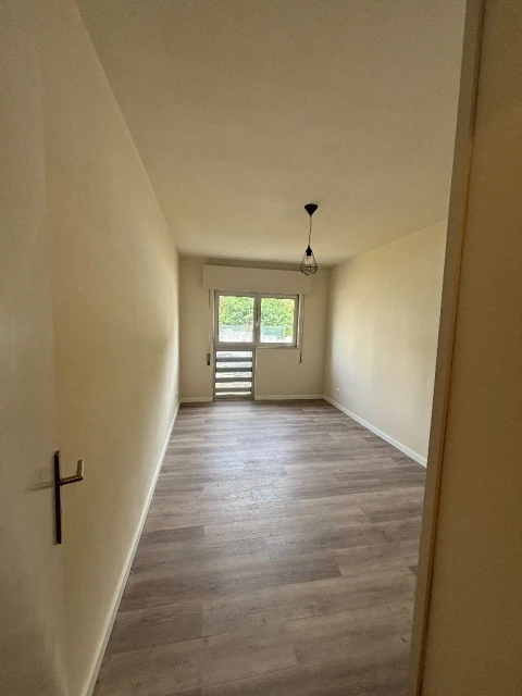 Apartamento T2 para Arrendamento em Vila Nova de Gaia