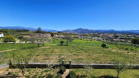 Quinta T4 para Venda em Galizes