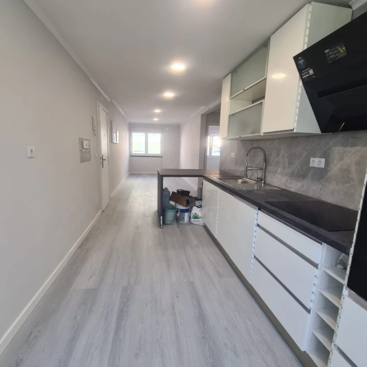 Apartamento T2 para Venda em Lisboa Foto 2