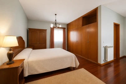 Quinta T5 para Venda em Pedroso