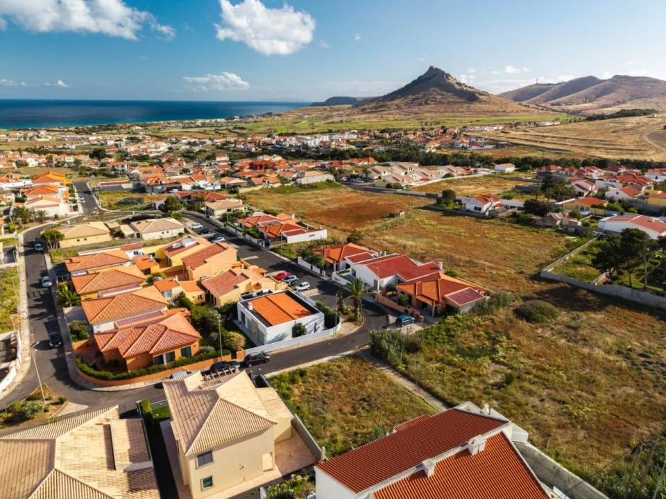 Terreno P/ Prédio para Venda em Porto Santo Foto 1