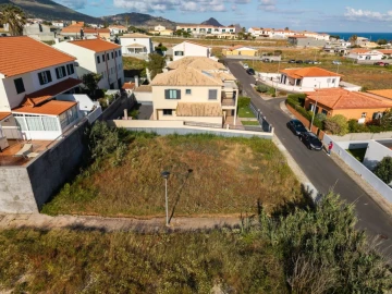 Terreno P/ Prédio para Venda em Porto Santo