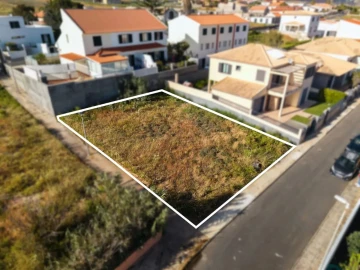 Terreno P/ Prédio para Venda em Porto Santo