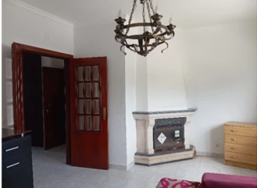 Apartamento T4 para Venda em Venda Nova