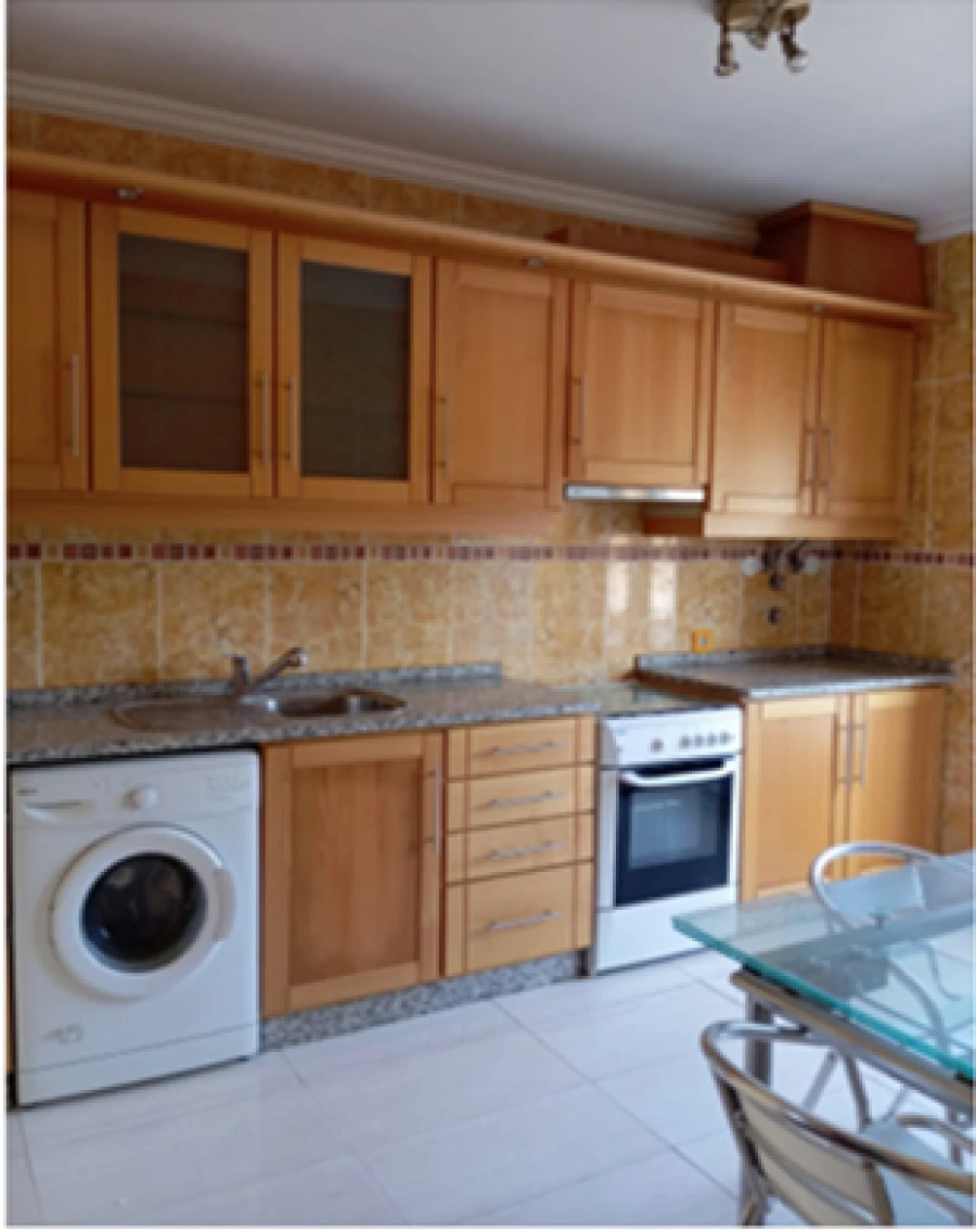 Apartamento T4 para Venda em Venda Nova Foto 4