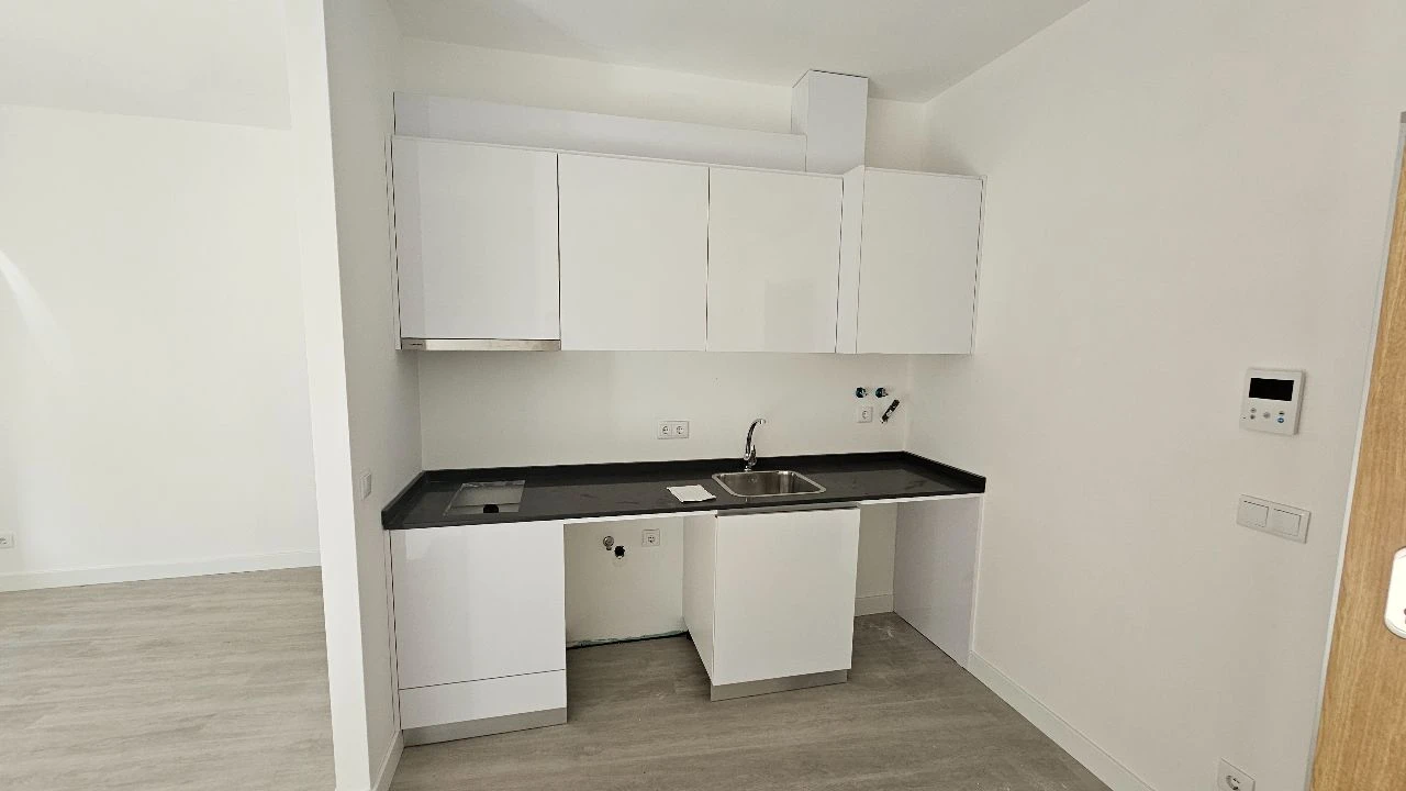 Moradia T8 para Venda em Vila Cova de Alva Foto 6