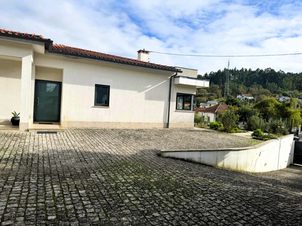 Moradia T3 para Venda em vouzela Foto 6