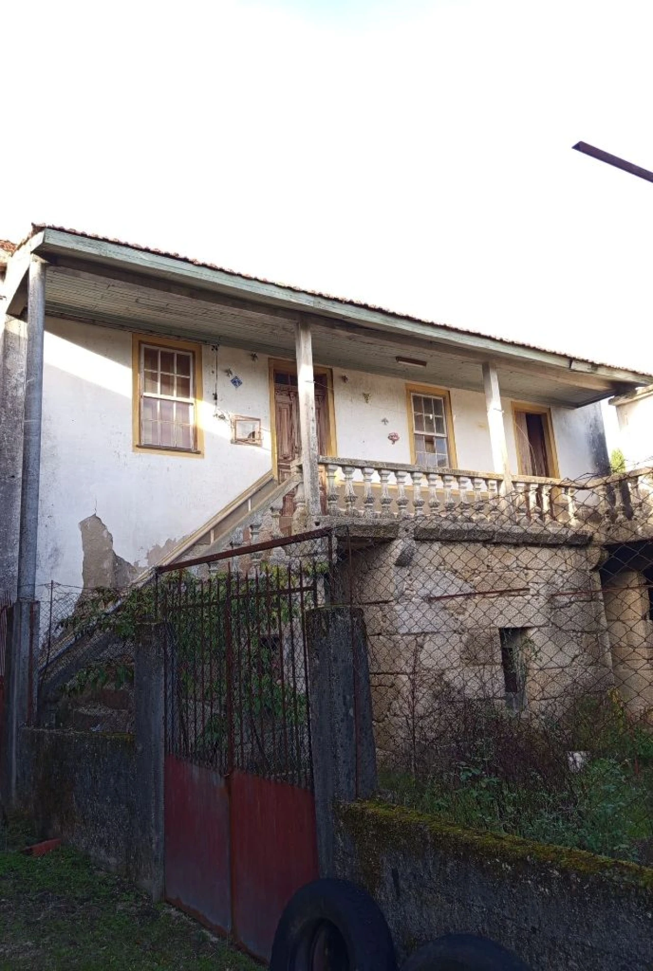 Moradia T1 para Venda em Nelas Foto 1