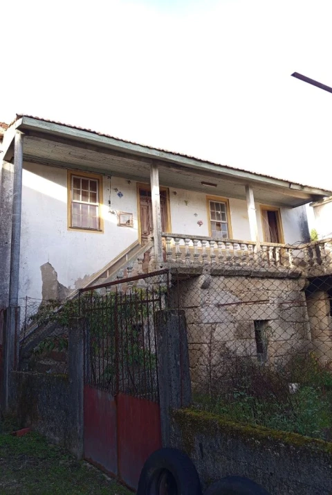 Moradia T1 para Venda em Nelas