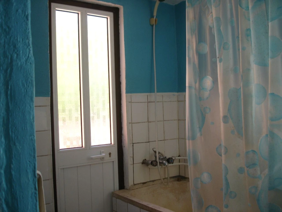 Moradia T2 para Venda em Regadas Foto 13