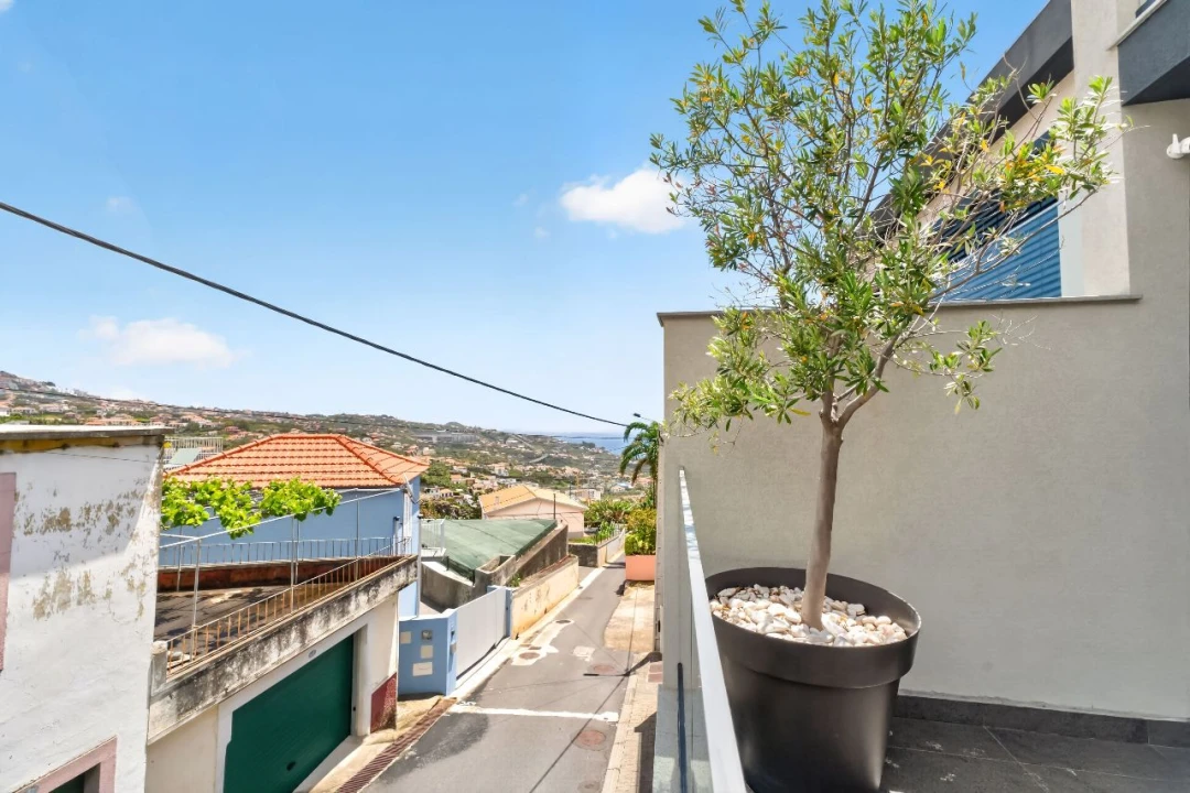 Moradia T3 para Venda em Câmara de Lobos Foto 41