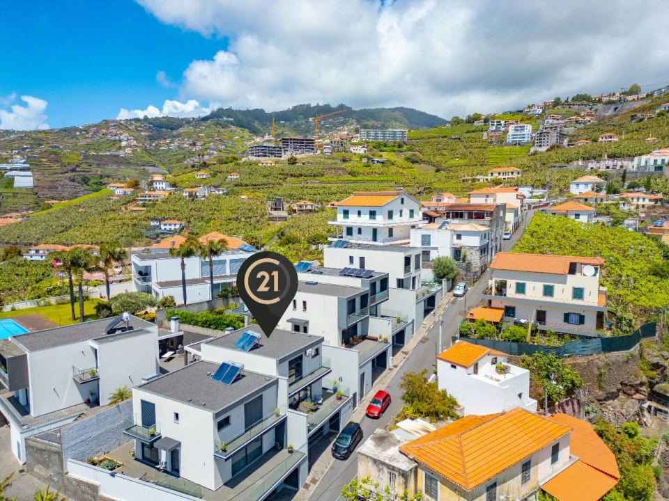 Moradia T3 para Venda em Câmara de Lobos Foto 60