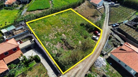 Terreno para Venda em Fajã da Ovelha