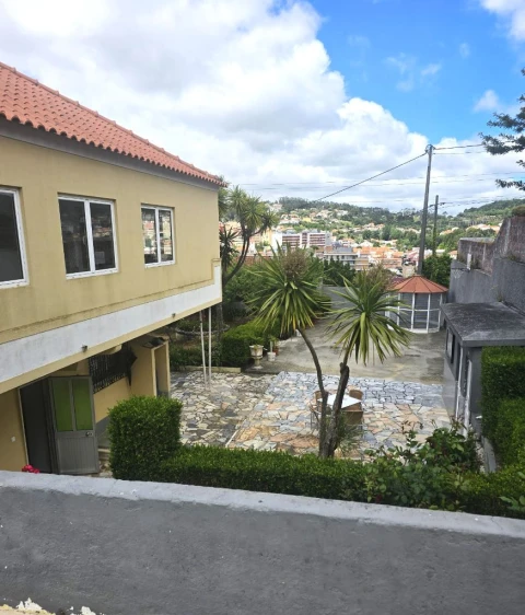 Moradia T5 para Venda em Caneças
