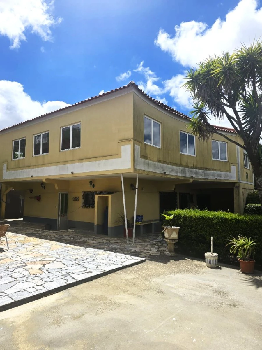 Moradia T5 para Venda em Caneças Foto 7