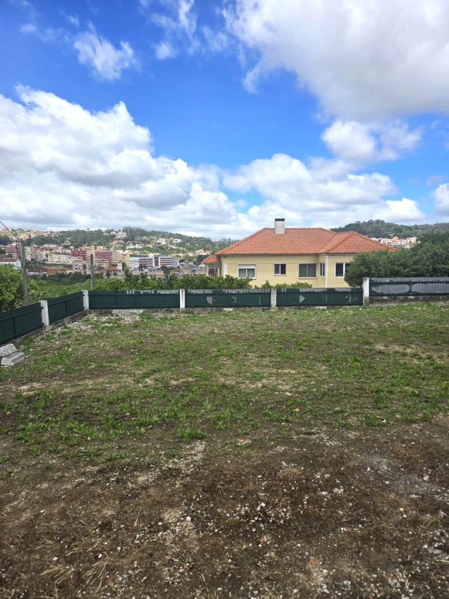 Moradia T5 para Venda em Caneças Foto 17