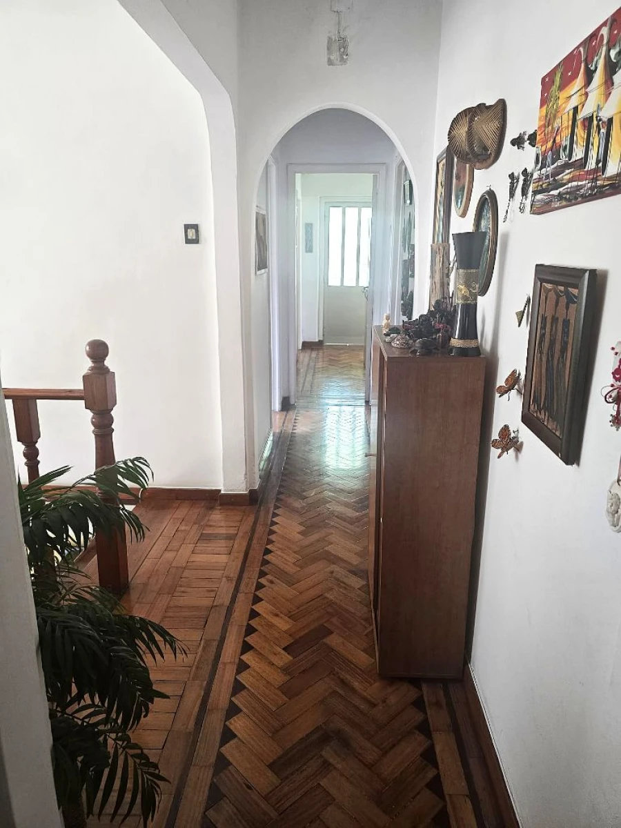 Moradia T5 para Venda em Caneças Foto 28