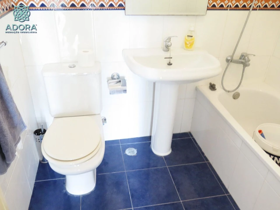 Apartamento T3 para Venda em Linda a Velha Foto 7