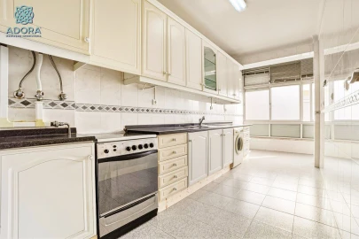 Apartamento T3 para Venda em Linda a Velha