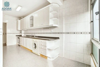 Apartamento T3 para Venda em Linda a Velha