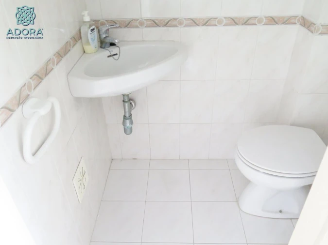 Apartamento T3 para Venda em Linda a Velha Foto 9