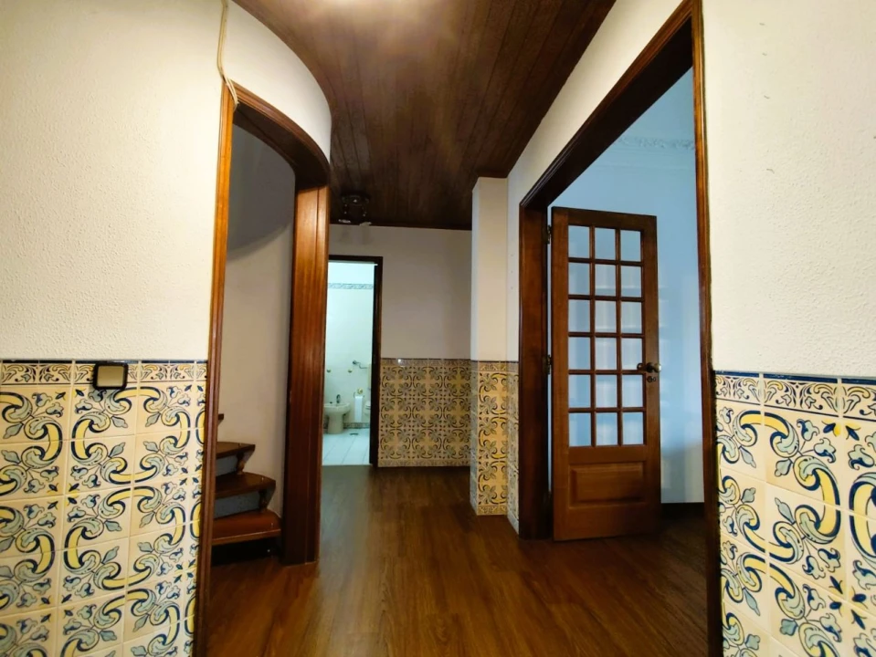 Apartamento T3 para Arrendamento em Torre Foto 6