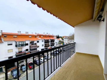 Apartamento T3 para Arrendamento em Torre