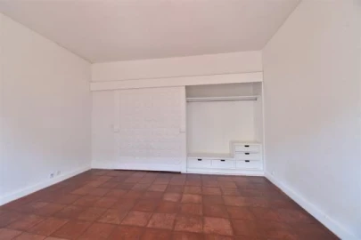 Apartamento T1 para Arrendamento em Estoril