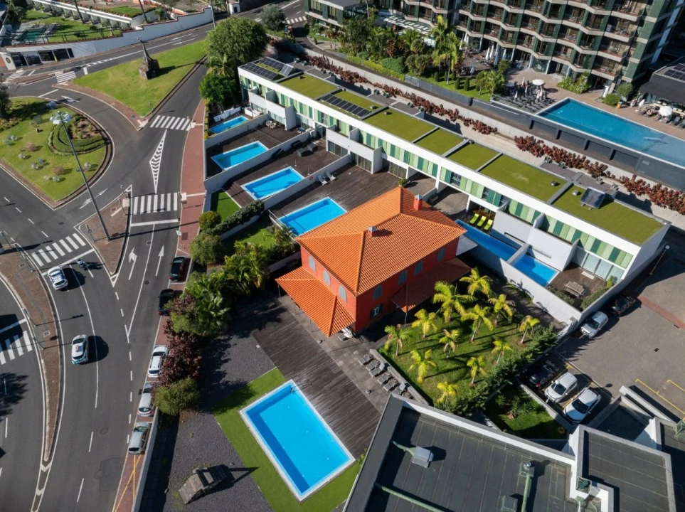Moradia T4 para Venda em Funchal Foto 1