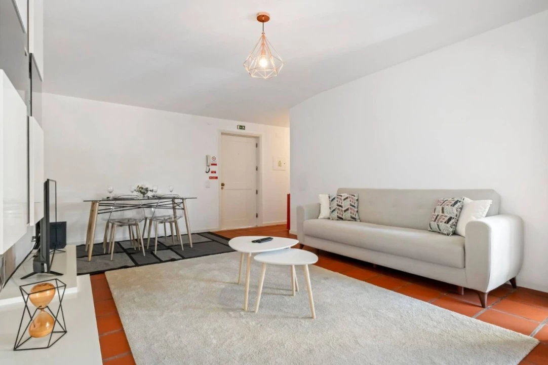 Apartamento T2 para Venda em Caniço Foto 3