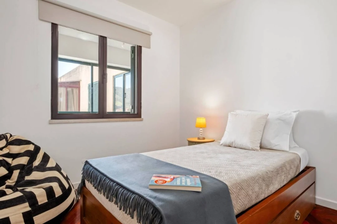 Apartamento T2 para Venda em Caniço Foto 10