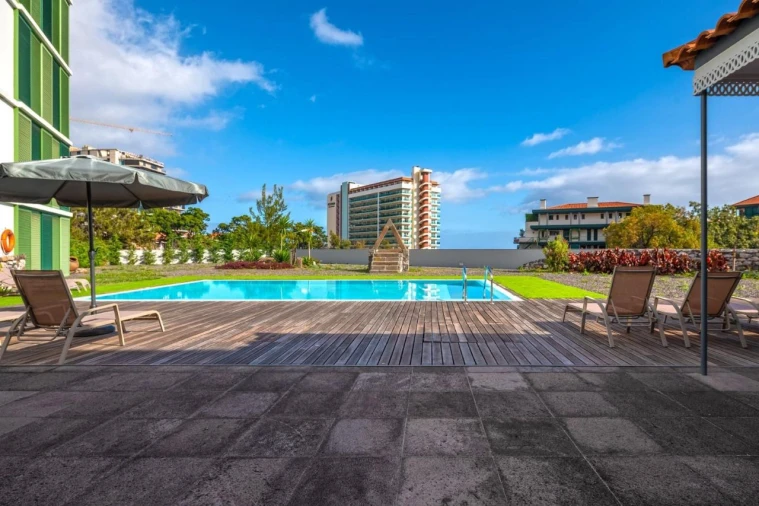Moradia T4 para Venda em Funchal Foto 26