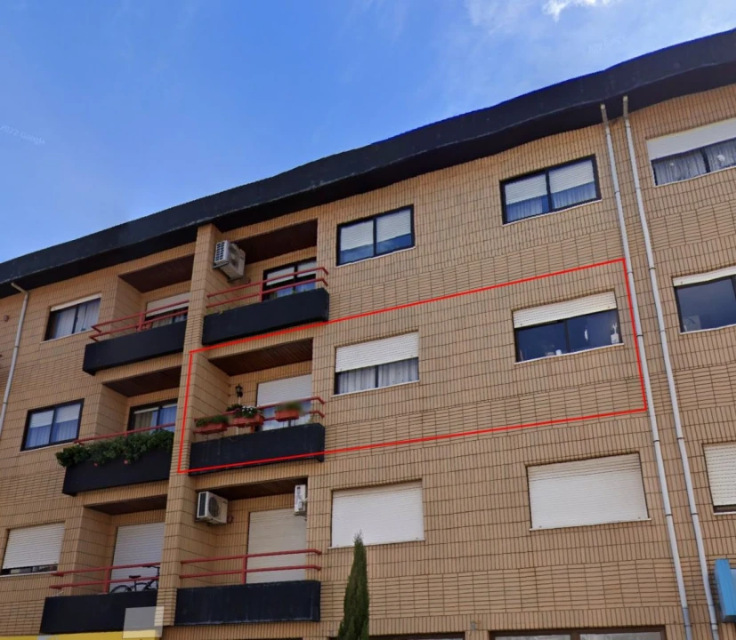 Apartamento T3 para Venda em Albergaria-a-Velha Foto 1