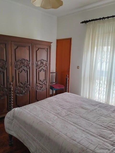 Moradia T6 para Venda em Vale Maior