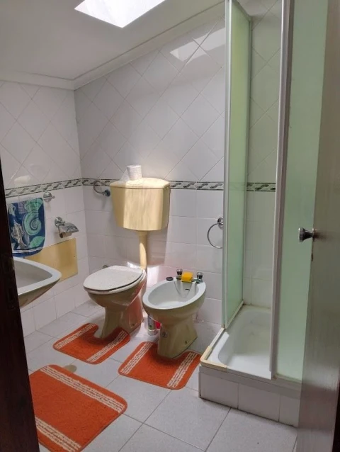 Moradia T6 para Venda em Vale Maior