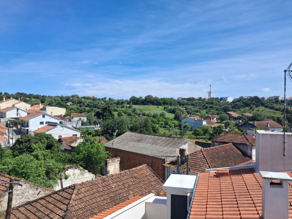 Moradia T2 para Venda em Torres Novas Foto 28