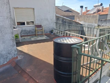 Moradia T2 para Venda em Torres Novas