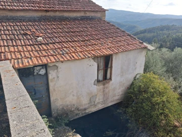 Moradia T2 para Venda em Trinhão