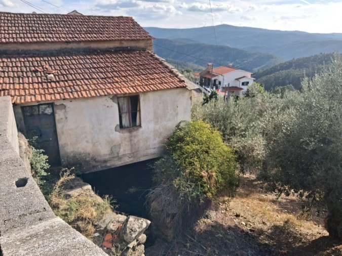 Moradia T2 para Venda em Trinhão Foto 9