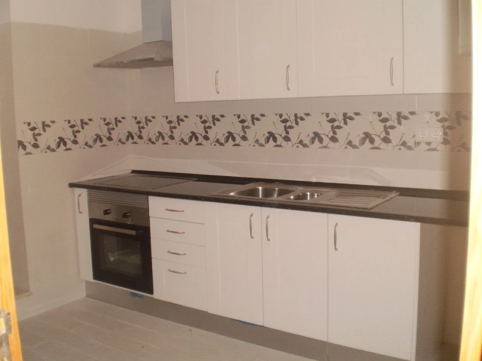 Apartamento T2 para Arrendamento em Carnaxide Foto 4