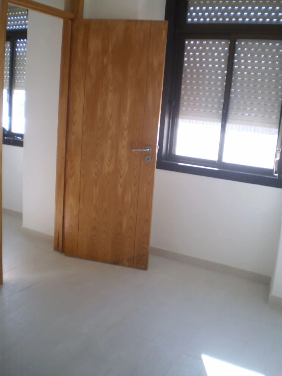 Apartamento T2 para Arrendamento em Carnaxide Foto 2