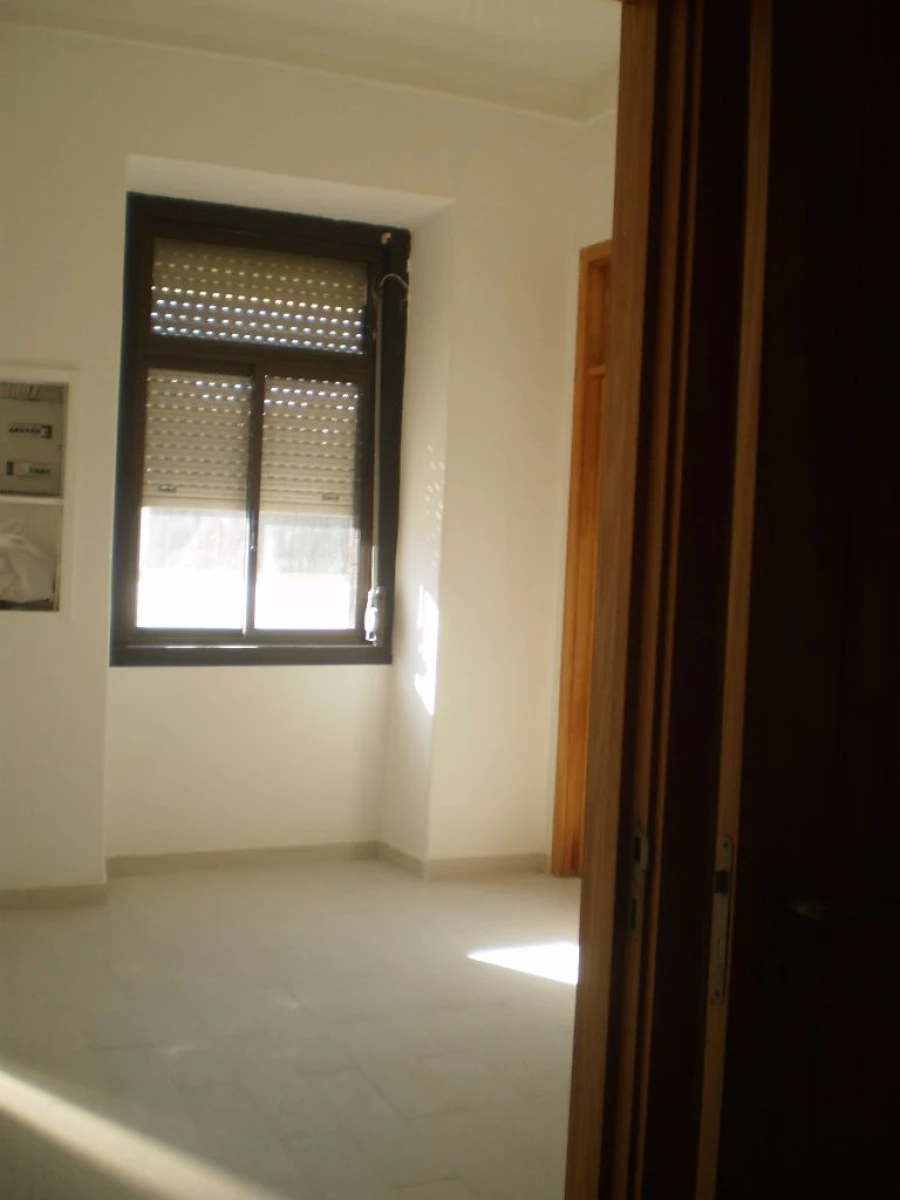Apartamento T2 para Arrendamento em Carnaxide Foto 3