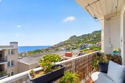 Apartamento T2 para Venda em Câmara de Lobos
