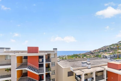 Apartamento T2 para Venda em Câmara de Lobos