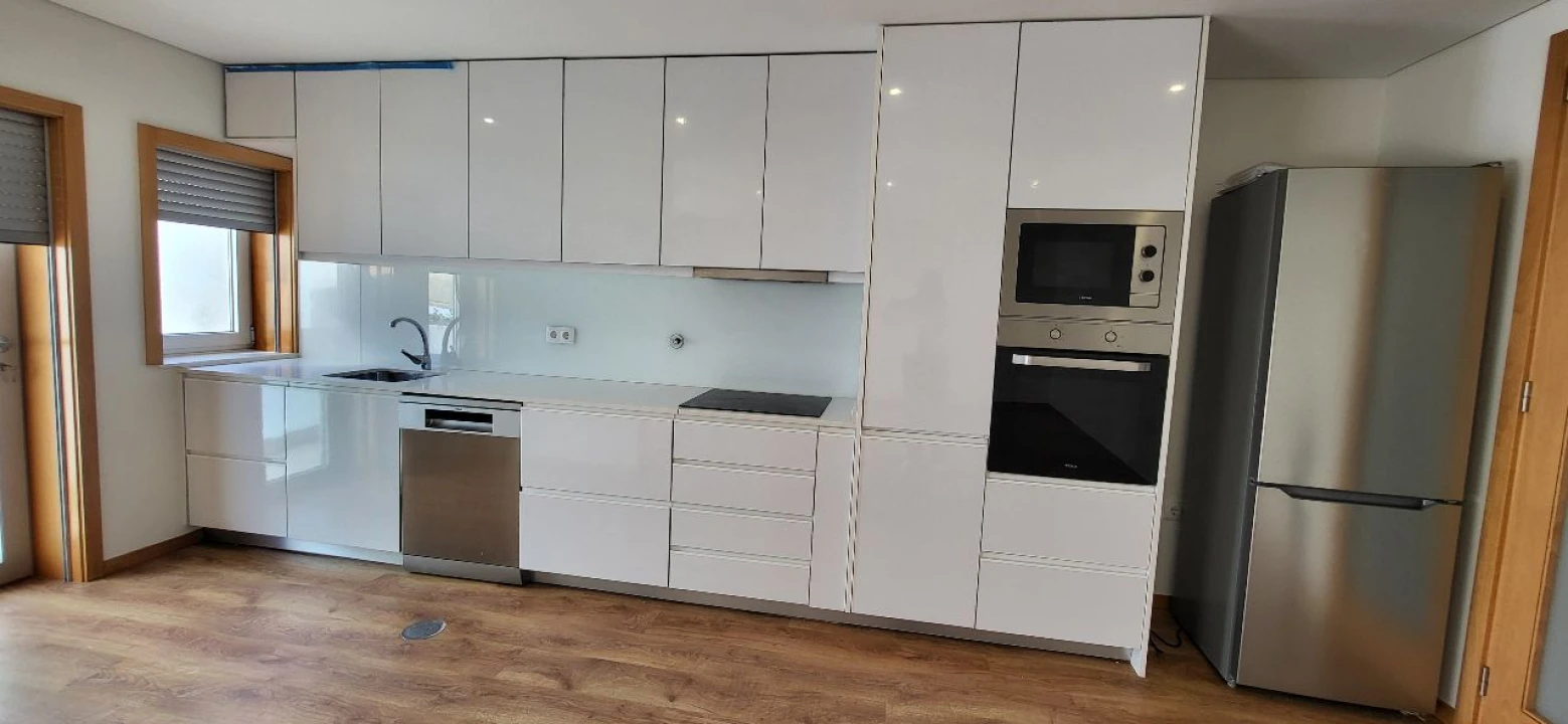 Apartamento T2 para Venda em Espinho Foto 15