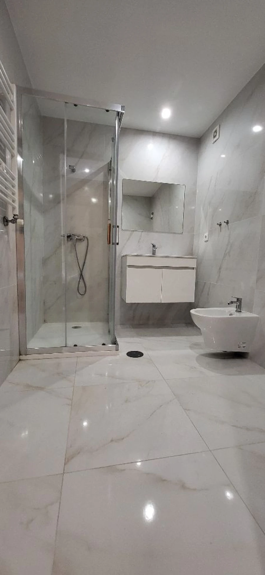 Apartamento T2 para Venda em Espinho Foto 21