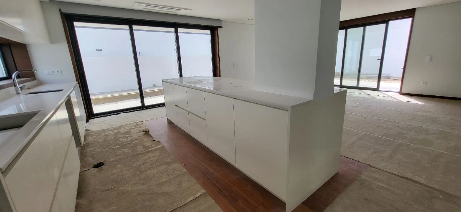 Moradia T4 para Venda em Ovar Foto 16