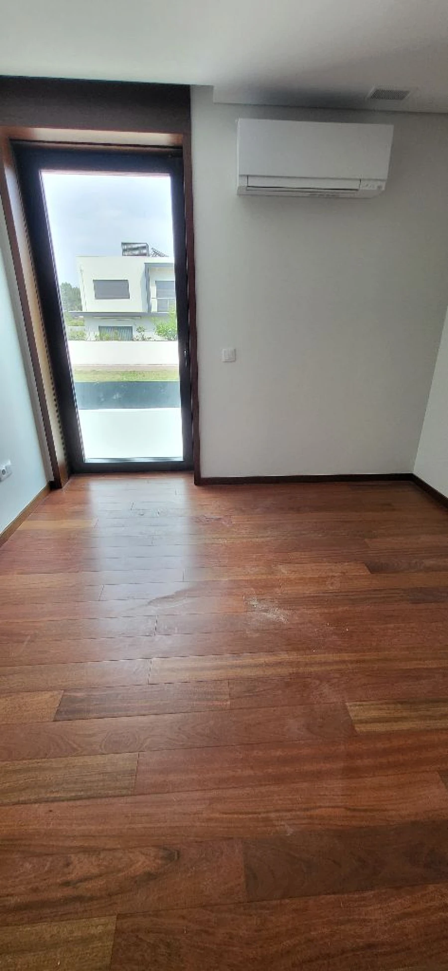 Moradia T4 para Venda em Ovar Foto 36